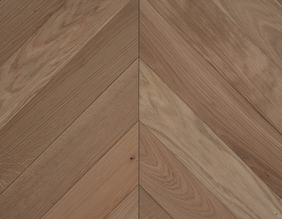 Kyrr Oak Chevron Parquet Flooring